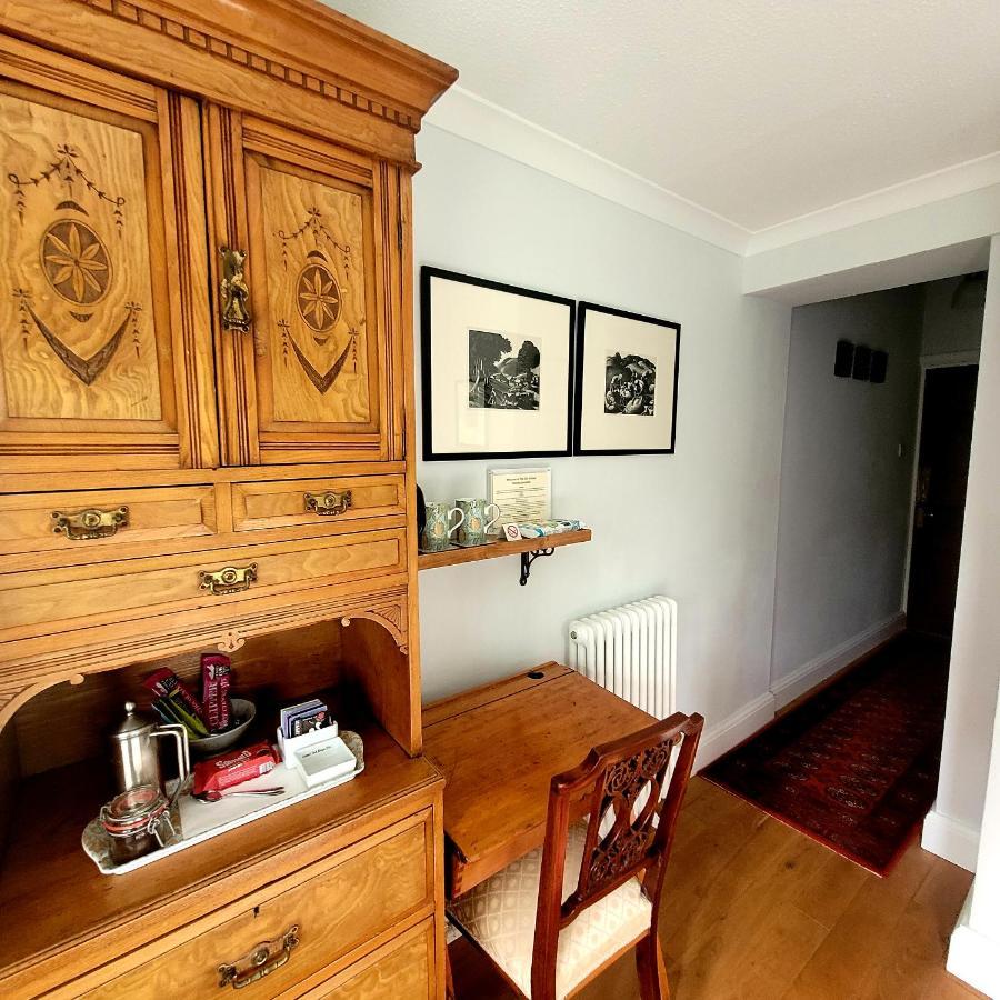 The Old School B&B Chichester Bagian luar foto