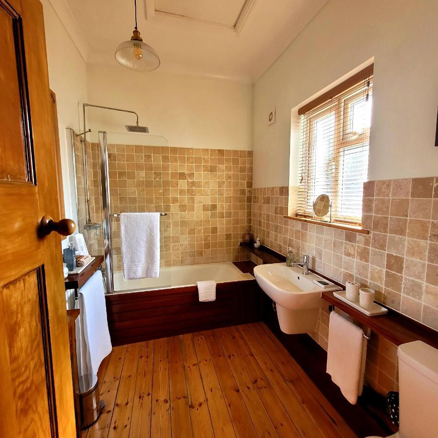 The Old School B&B Chichester Bagian luar foto