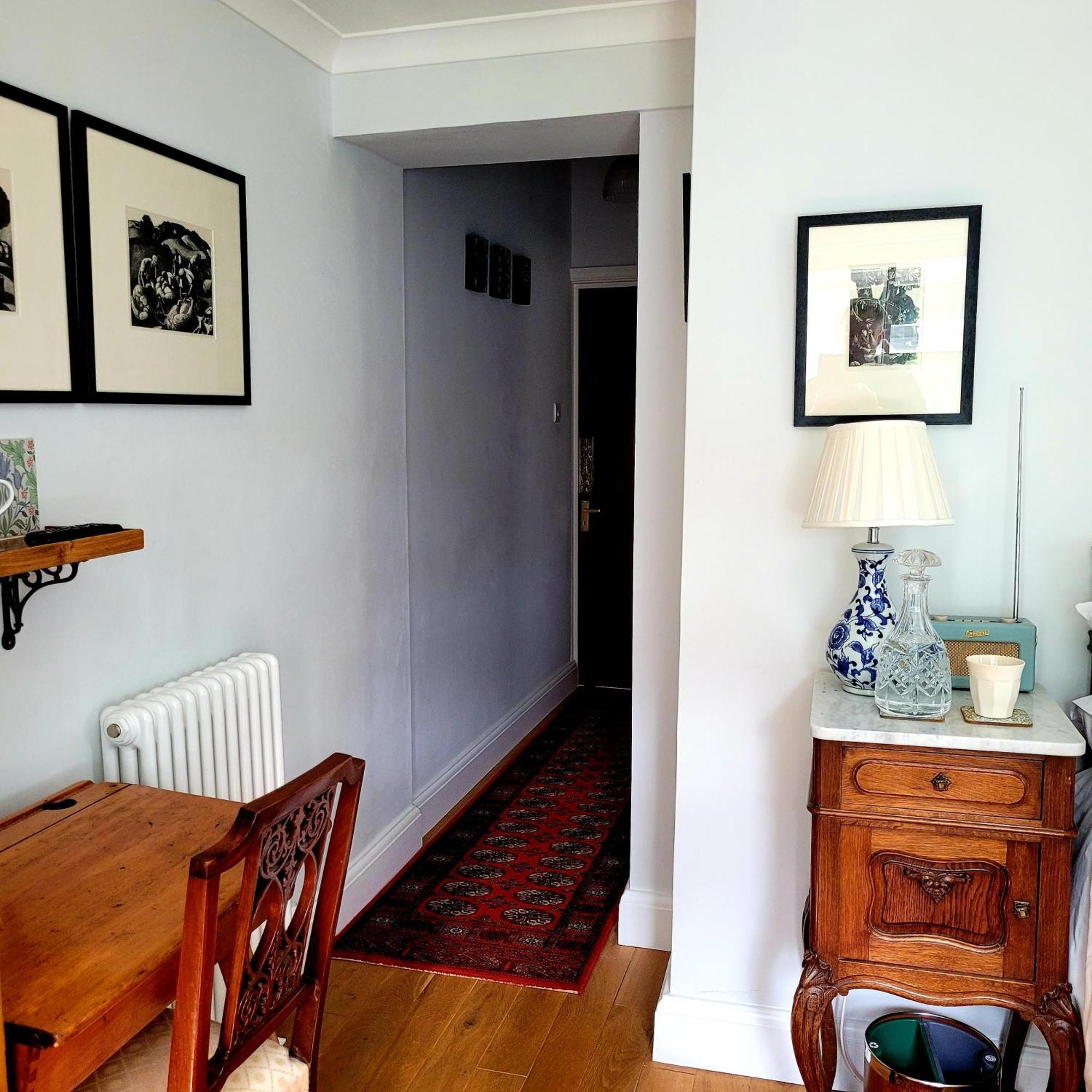 The Old School B&B Chichester Ruang foto