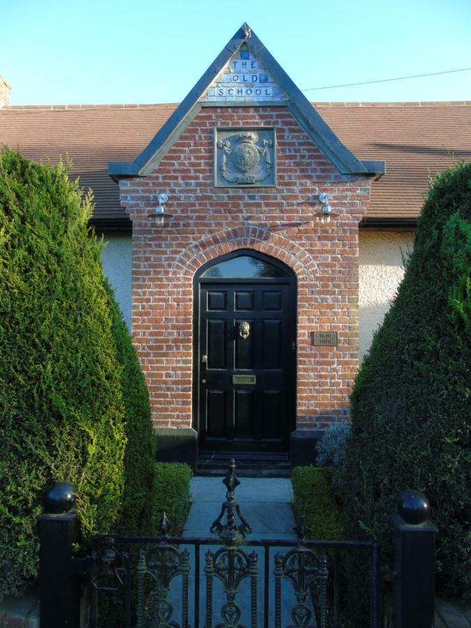 The Old School B&B Chichester Bagian luar foto